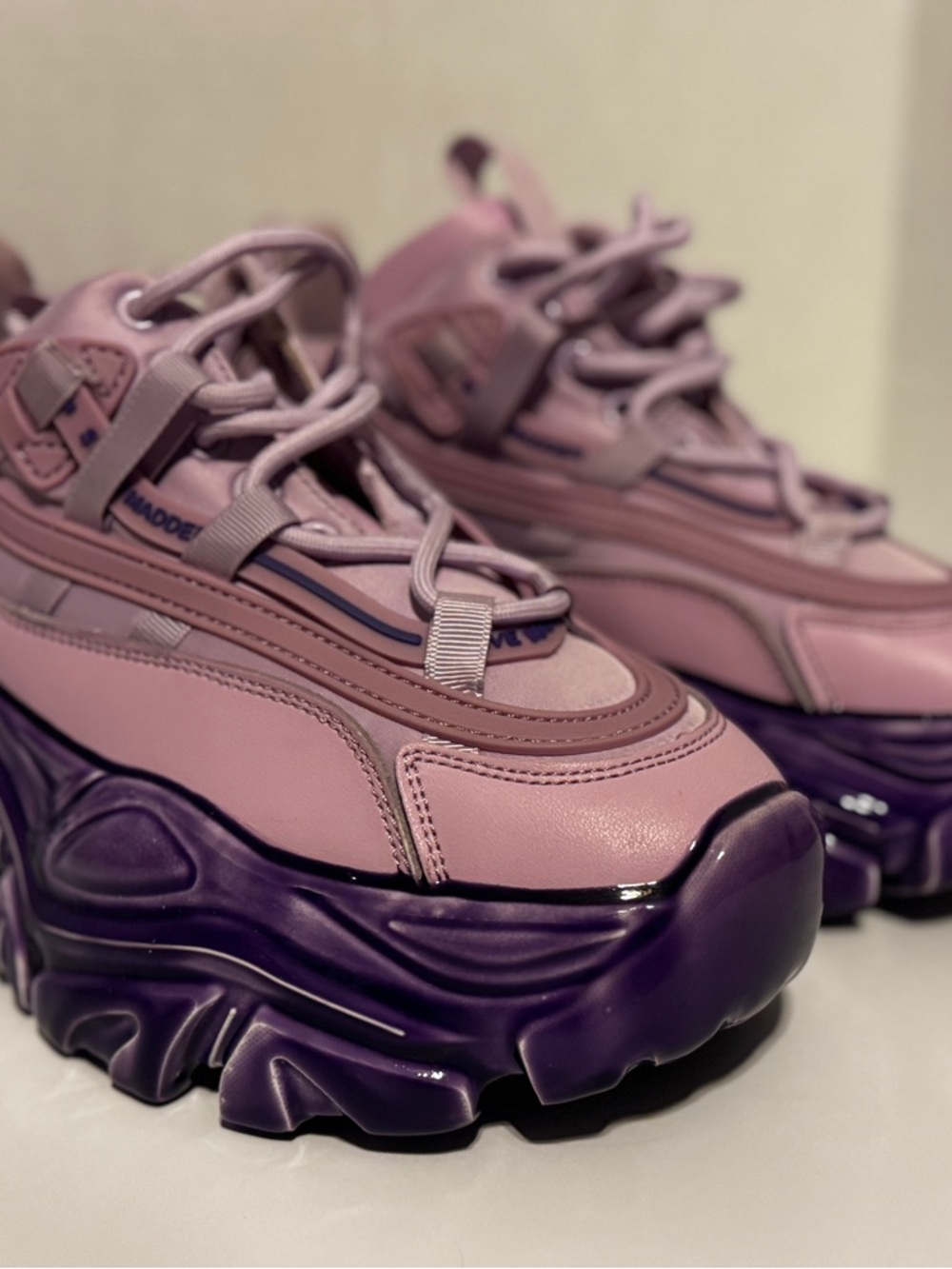 Steve Madden REVEL-REVE12S1 Purple Lavender Chunky Platform Cushioned Sneakers